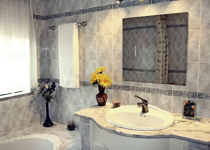 Quintinha Da Avo - Viseu, Mountain Farm House Viseu